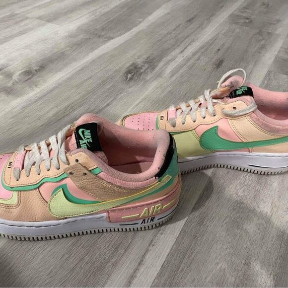 Wmns Air Force 1 Shadow 'Arctic Punch Barely Volt' - Picture 4 of 10